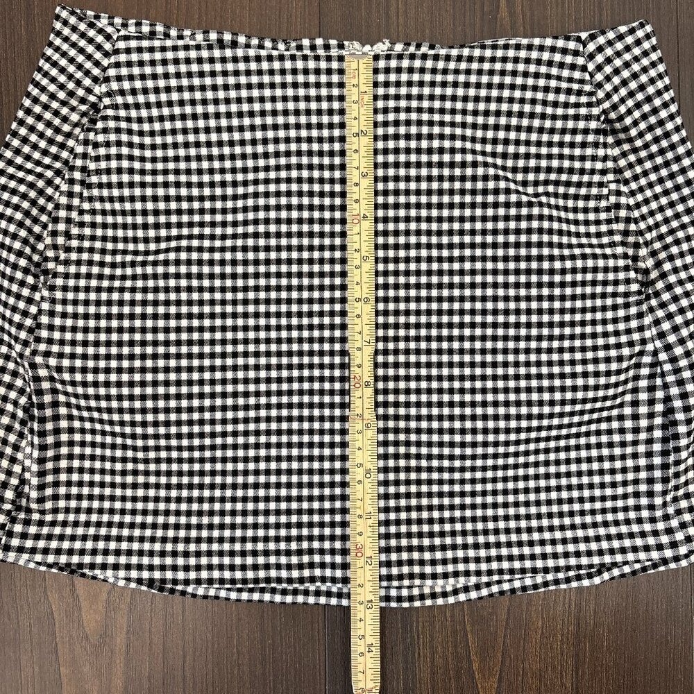 Urban Outfitters Size Medium Gingham Mini Skirt Black White Preppy - Picture 12 of 12